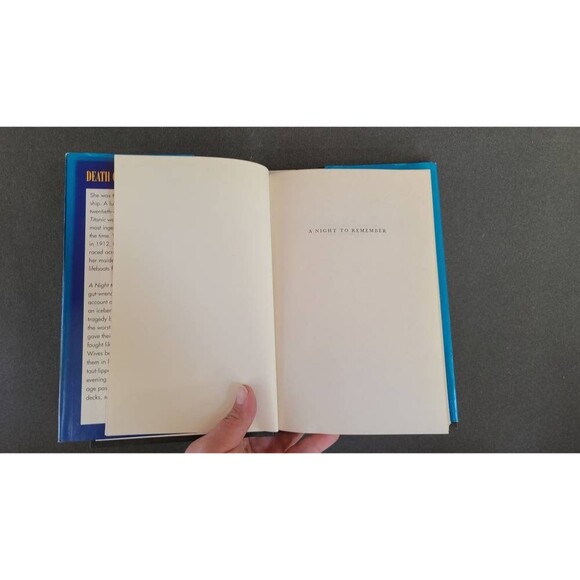 A Night To Remember - Picture 3 of 10